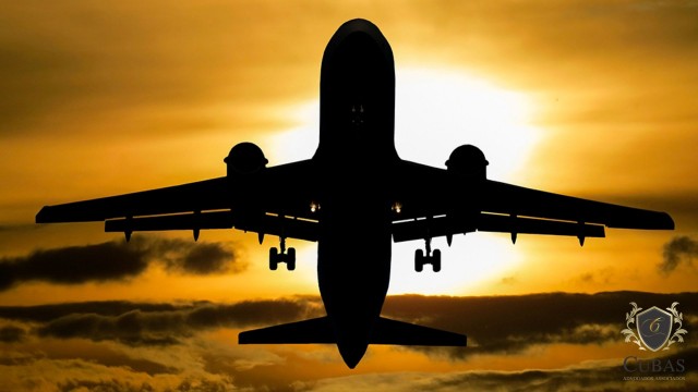 Companhia a�rea ter� que ressarcir passageiro por danos morais e materiais