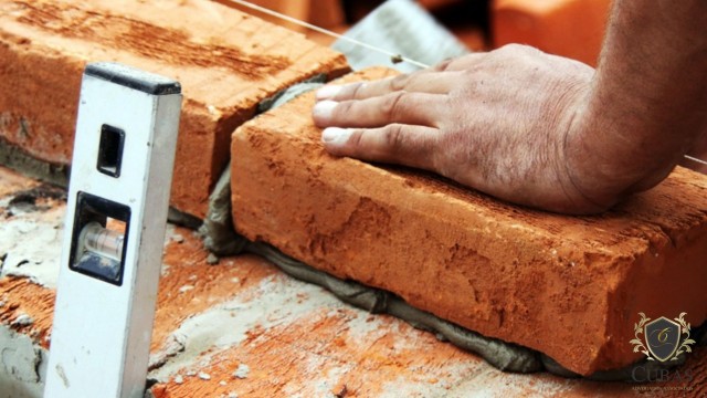Dano moral por falhas de construo  devido somente se o imvel no puder ser habitado