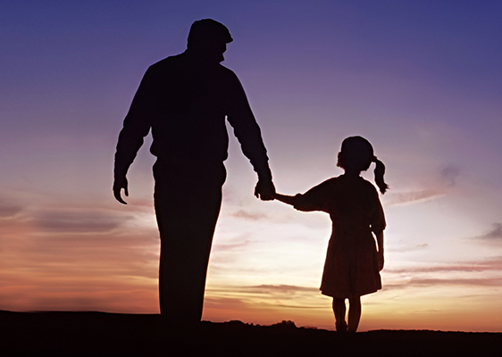 Mãe descumpre ordem judicial, e juiz inverte guarda de criança em Goiás