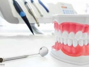 Clnica e dentistas indenizaro paciente por erros em tratamento de implantodontia