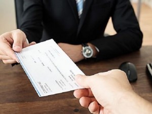 Em caso de perda total, ap�lice s� ser� paga integralmente se o valor do bem n�o sofrer deprecia��o